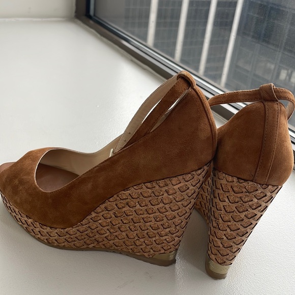 Jimmy Choo Shoes - Jimmy Choo platforms 🌸